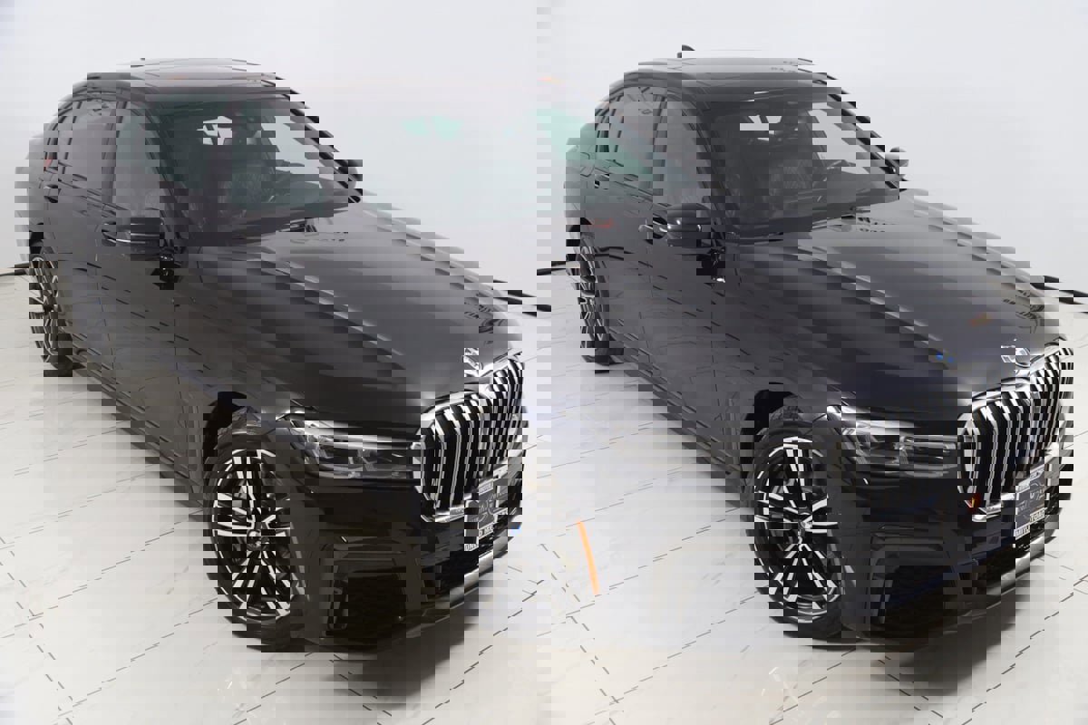 Used 2022 BMW 750i xDrive w/ M Sport Package image 22