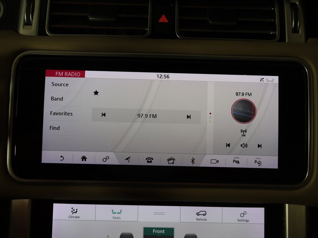 Used 2020 Land Rover Range Rover HSE image 48