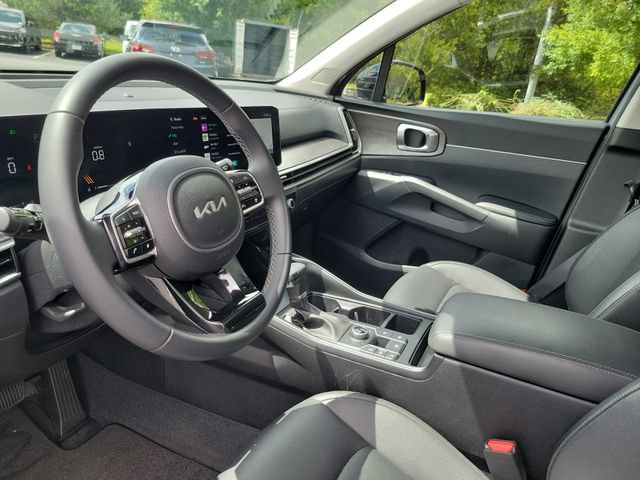 Certified 2024 Kia Sorento X-Line EX AWD/4WD image 13