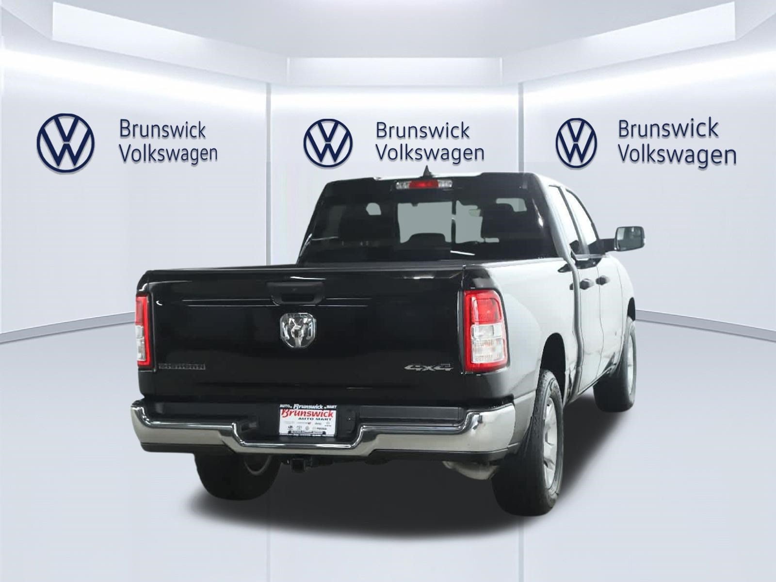 Used 2024 RAM 1500 Big Horn AWD/4WD image 47