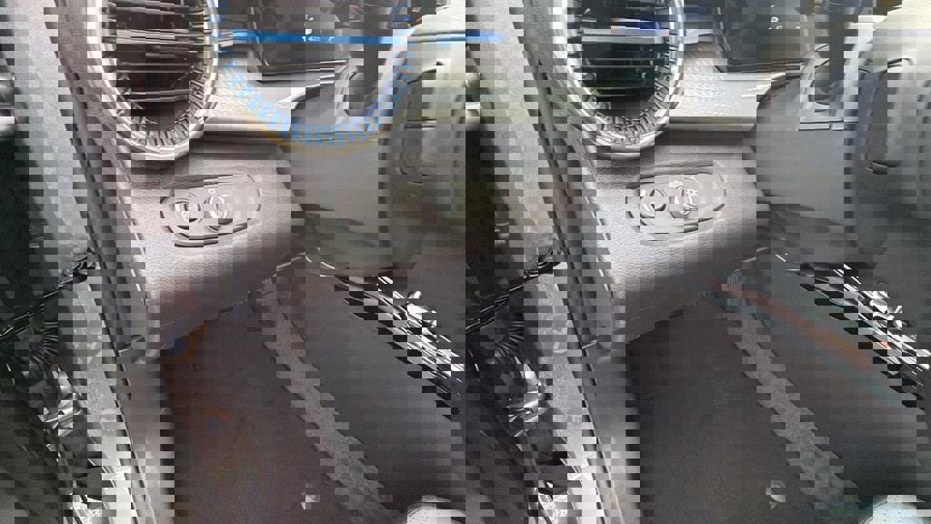 New 2026 Chevrolet Trax LT w/ Midnight Edition image 18