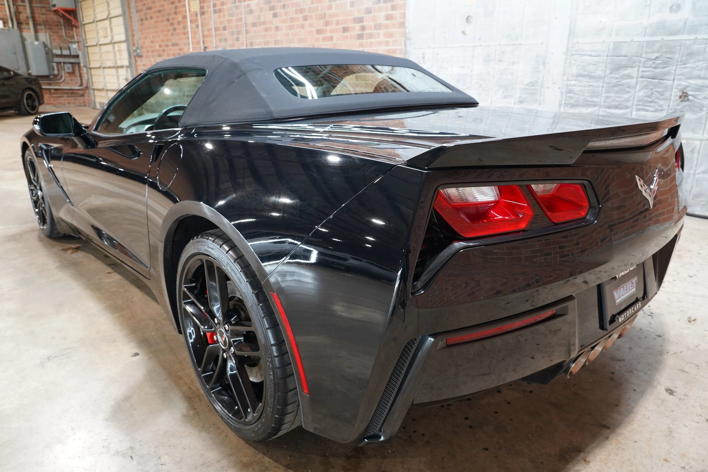 Used 2014 Chevrolet Corvette Stingray Convertible w/ 3LT Preferred Equipment Group RWD image 19