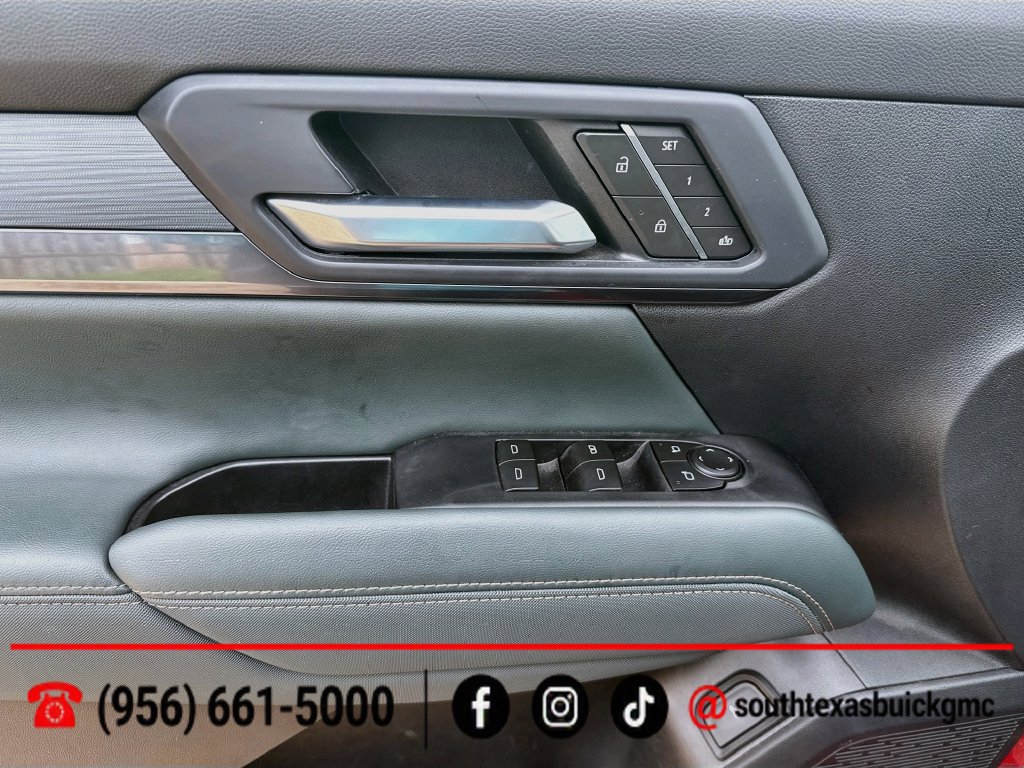 Used 2026 GMC Terrain AT4 w/ Convenience Package III AWD/4WD image 10