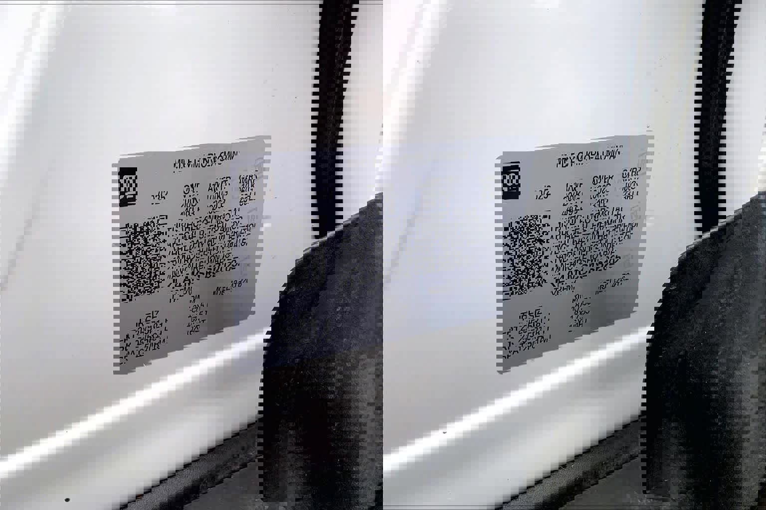 Used 2025 Buick Encore GX Preferred AWD/4WD image 35