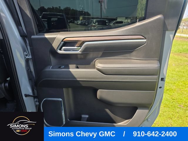 Used 2025 Chevrolet Silverado 1500 RST w/ RST All Star Premium Package AWD/4WD image 38