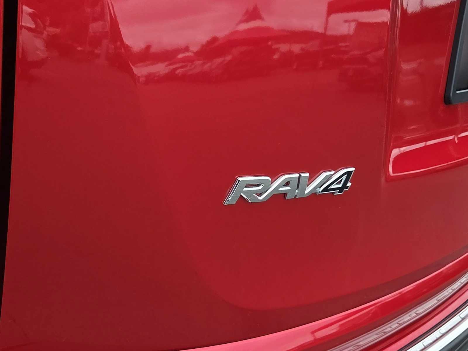 Used 2017 Toyota RAV4 Limited w/ All Weather Liner Package AWD/4WD image 15