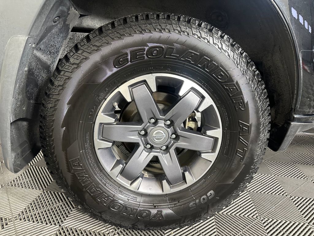 Used 2015 Nissan Xterra PRO-4X w/ Pro-4x Leather Package AWD/4WD image 11