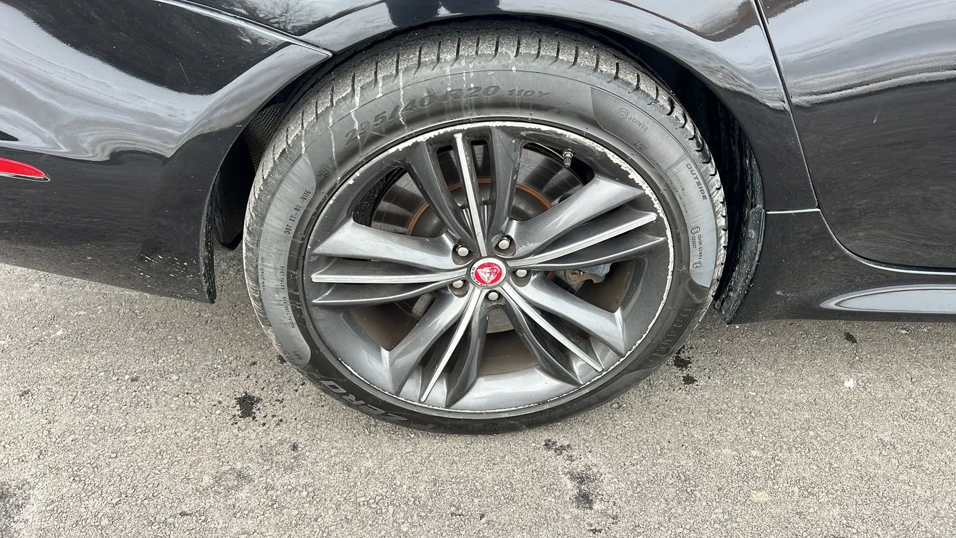 Used 2016 Jaguar XJ Supercharged image 37