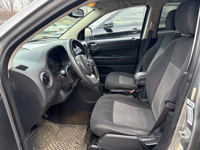 Used 2016 Jeep Compass Sport w/ Power Value Group image 7