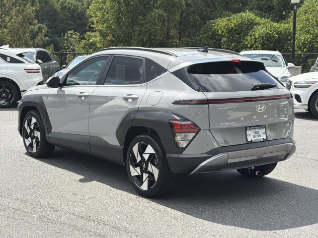 Used 2026 Hyundai Kona Limited FWD image 6