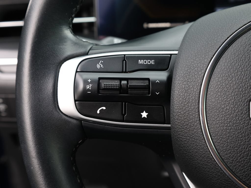 Used 2025 Kia K5 GT-Line w/ GT-Line Premium Package FWD image 36