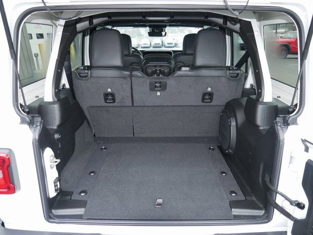 Used 2024 Jeep Wrangler Sahara w/ Technology Group image 12