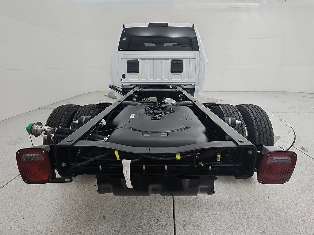 New 2026 RAM 4500 Tradesman w/ Chrome Appearance Group AWD/4WD image 7