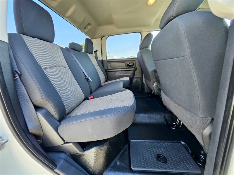 Used 2011 RAM 2500 ST w/ ST Popular Equipment Group AWD/4WD image 14