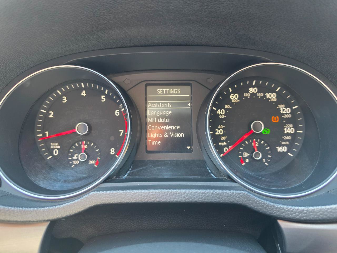 Used 2018 Volkswagen Passat 2.0T R-Line FWD image 17