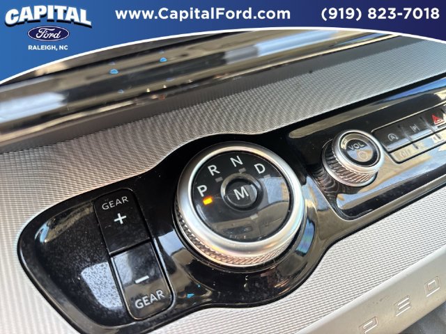 Certified 2025 Ford Expedition Active AWD/4WD image 31