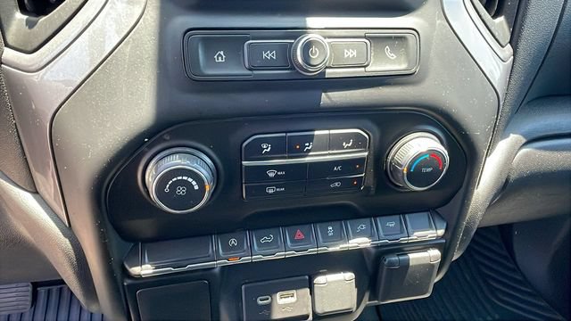 Used 2021 Chevrolet Silverado 1500 Custom RWD image 17