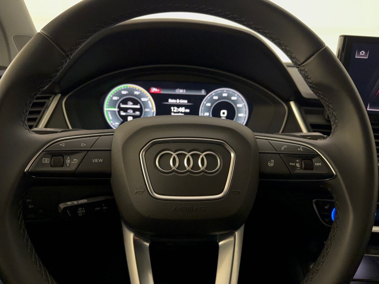 Certified 2024 Audi Q5 e Premium Plus w/ Premium Plus Package AWD/4WD image 10