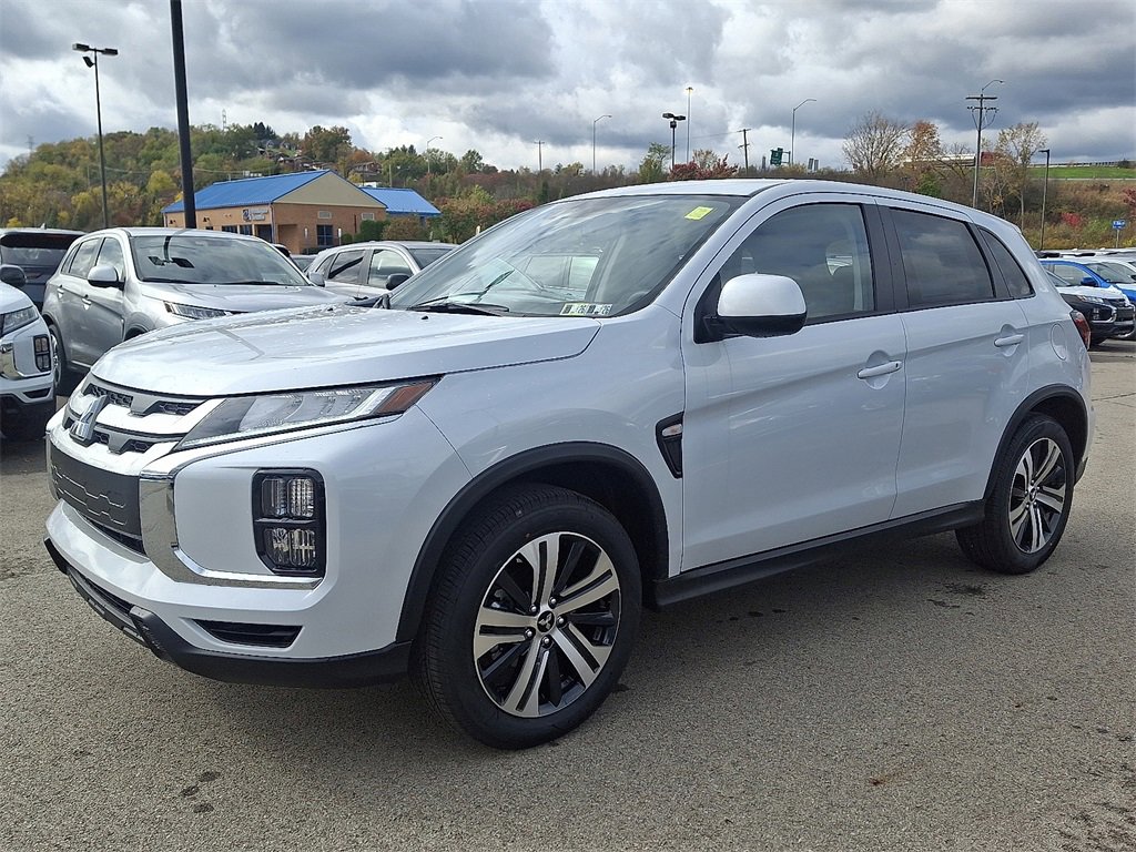 New 2025 Mitsubishi Outlander Sport ES video 2