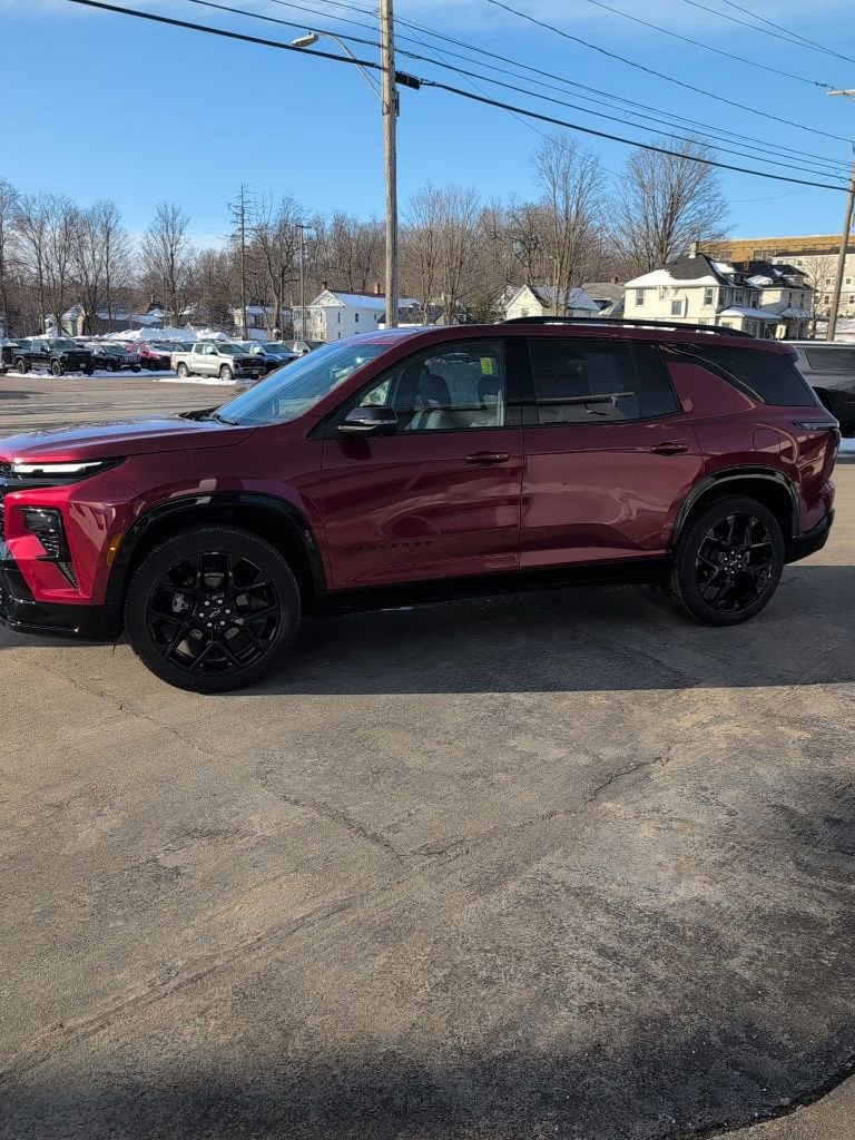 Used 2024 Chevrolet Traverse RS w/ LPO, Floor Liner Package image 2
