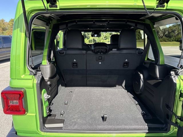 New 2026 Jeep Wrangler Unlimited Sahara AWD/4WD image 30