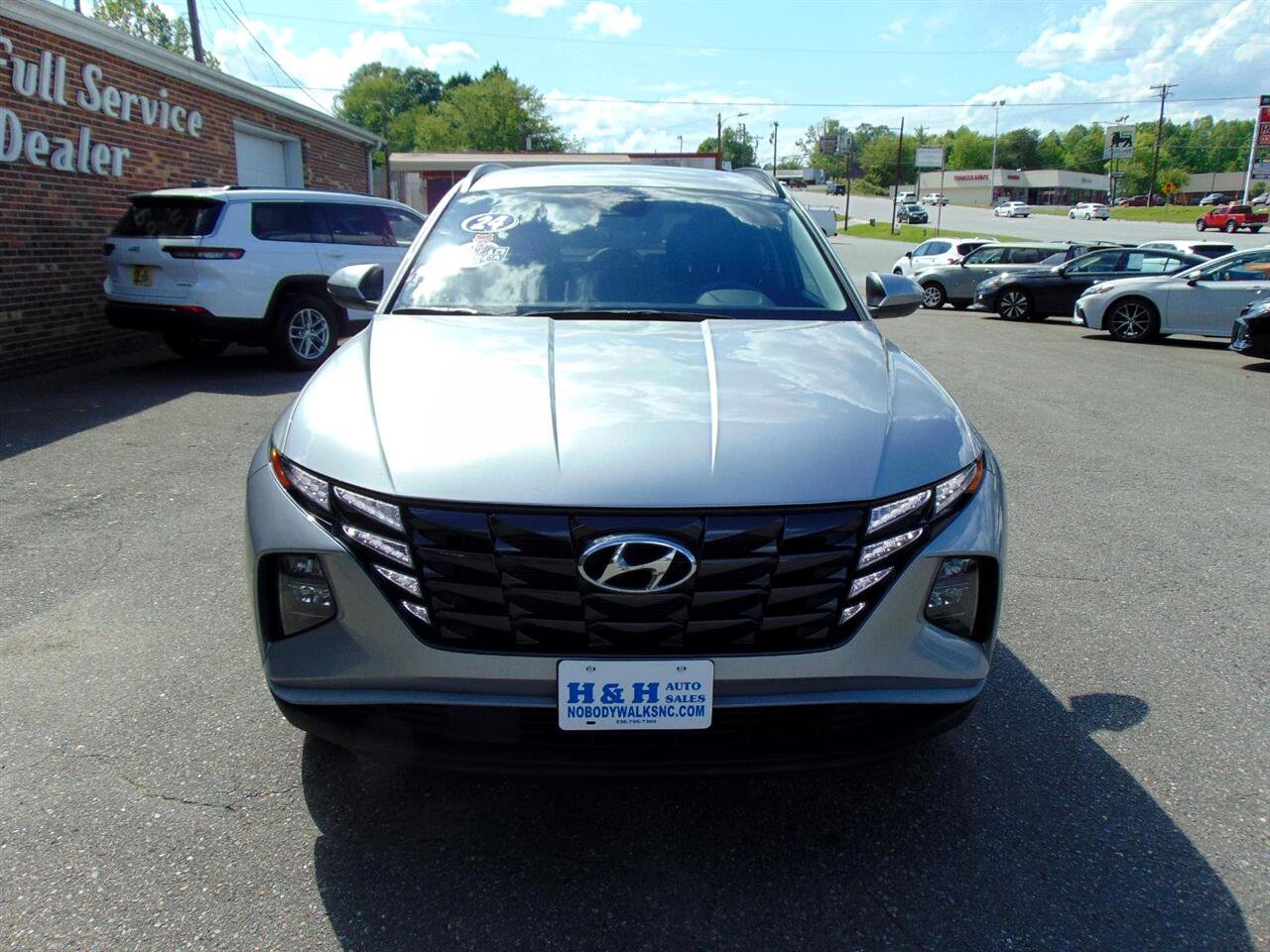 Used 2024 Hyundai Tucson SEL image 2