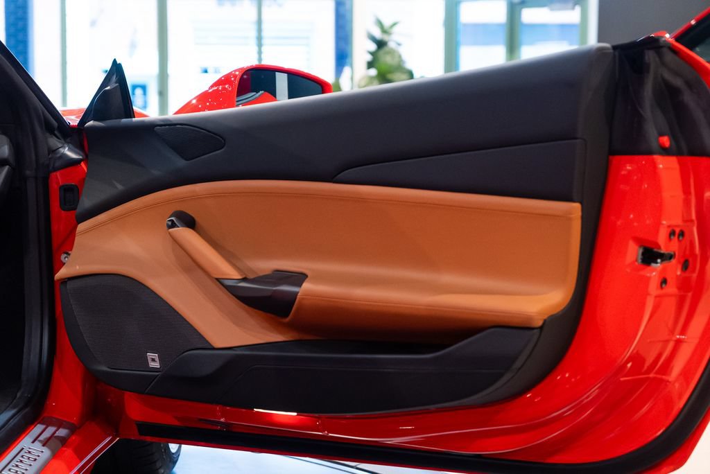 Certified 2019 Ferrari 488 Spider RWD image 40