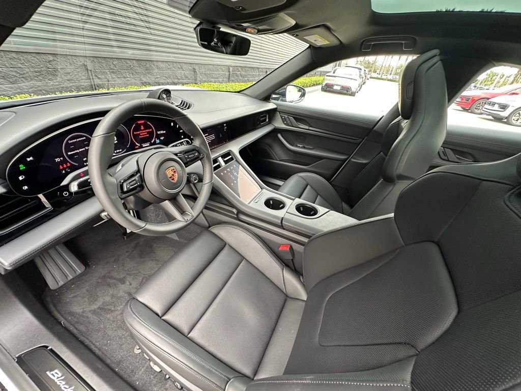 Used 2026 Porsche Taycan 4S image 4