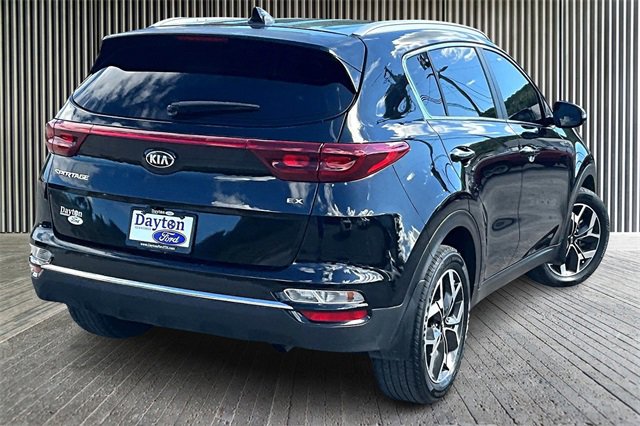 Used 2020 Kia Sportage EX image 2