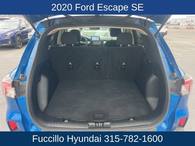 Used 2020 Ford Escape SE image 15