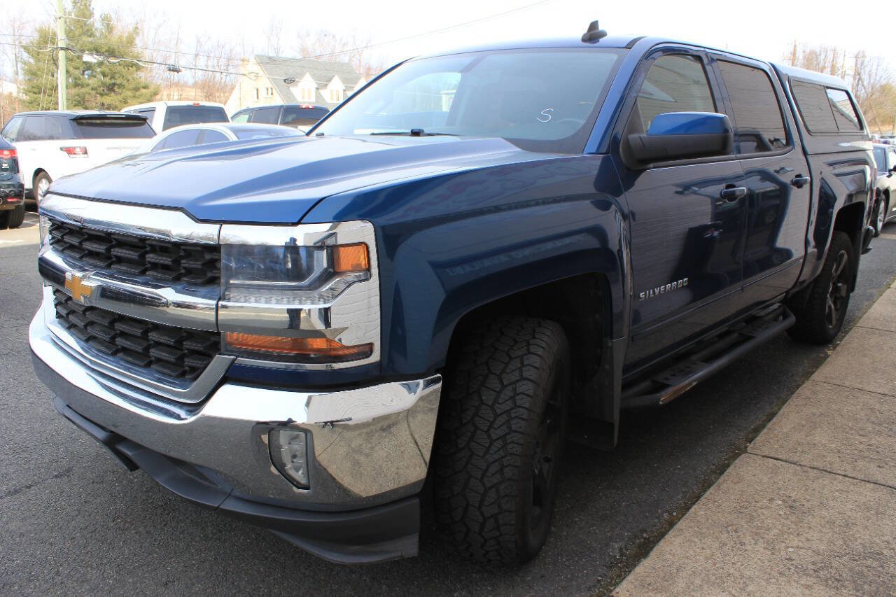 Used 2018 Chevrolet Silverado 1500 LT w/ All Star Edition RWD image 5
