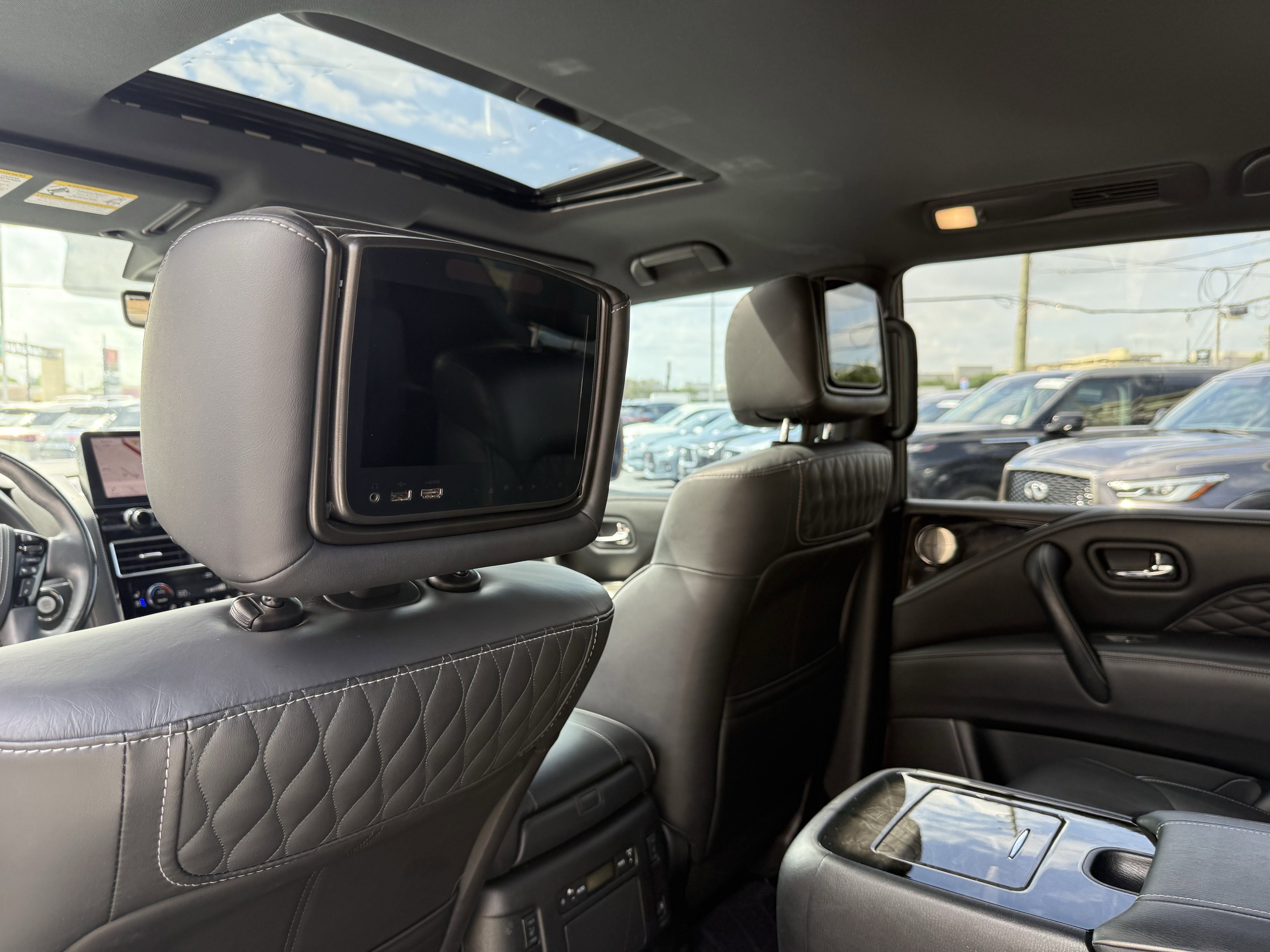 Certified 2023 INFINITI QX80 Sensory w/ Cargo Package image 17