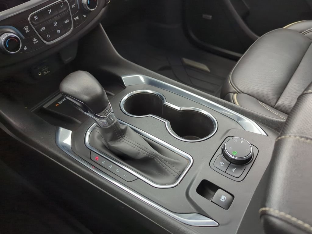 Used 2022 Chevrolet Traverse Premier w/ Redline Edition image 21