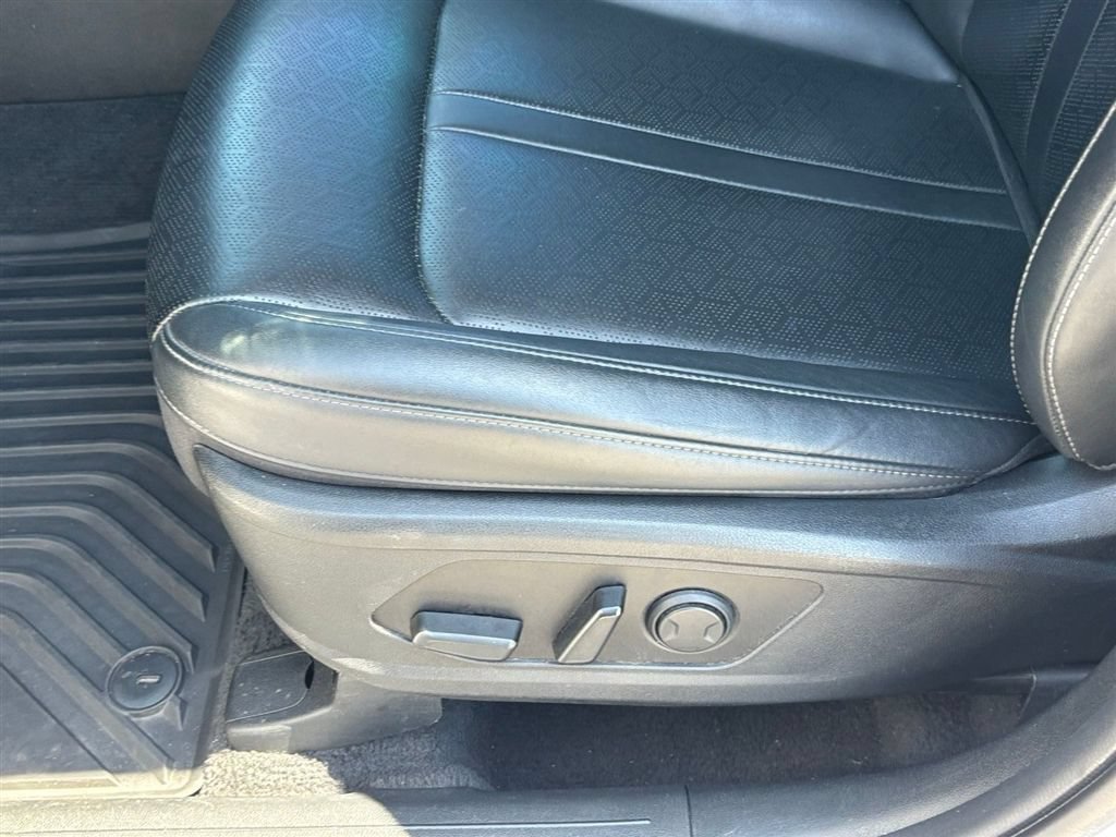 Used 2023 Kia Sorento S FWD image 15