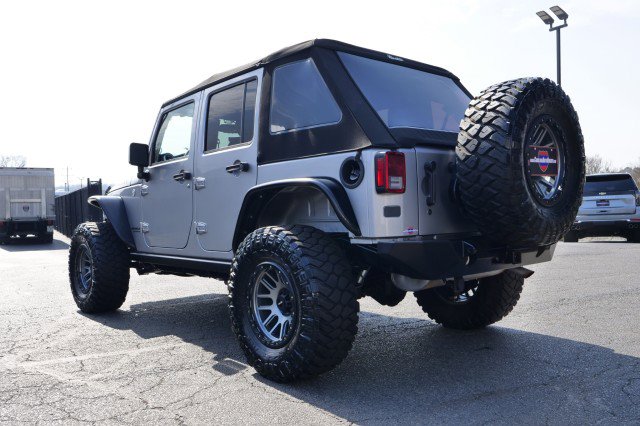 Used 2016 Jeep Wrangler Unlimited Rubicon w/ Connectivity Group image 7