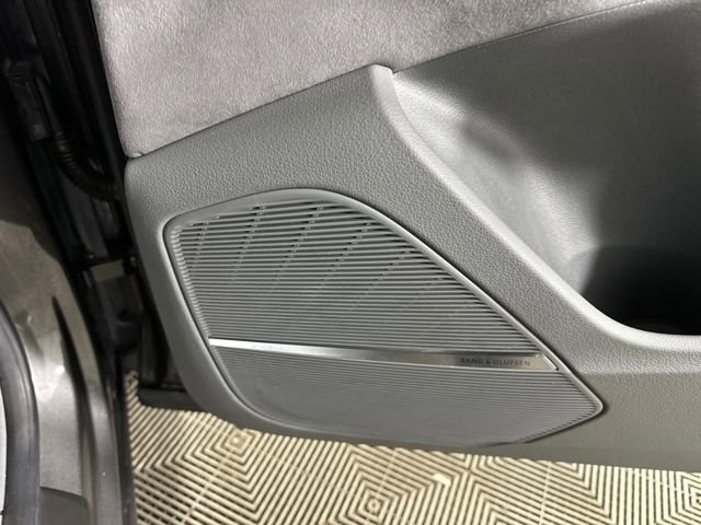 Used 2019 Audi Q8 Prestige image 29