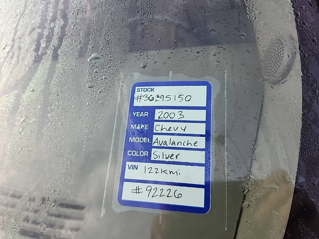 Used 2003 Chevrolet Avalanche 2WD image 9