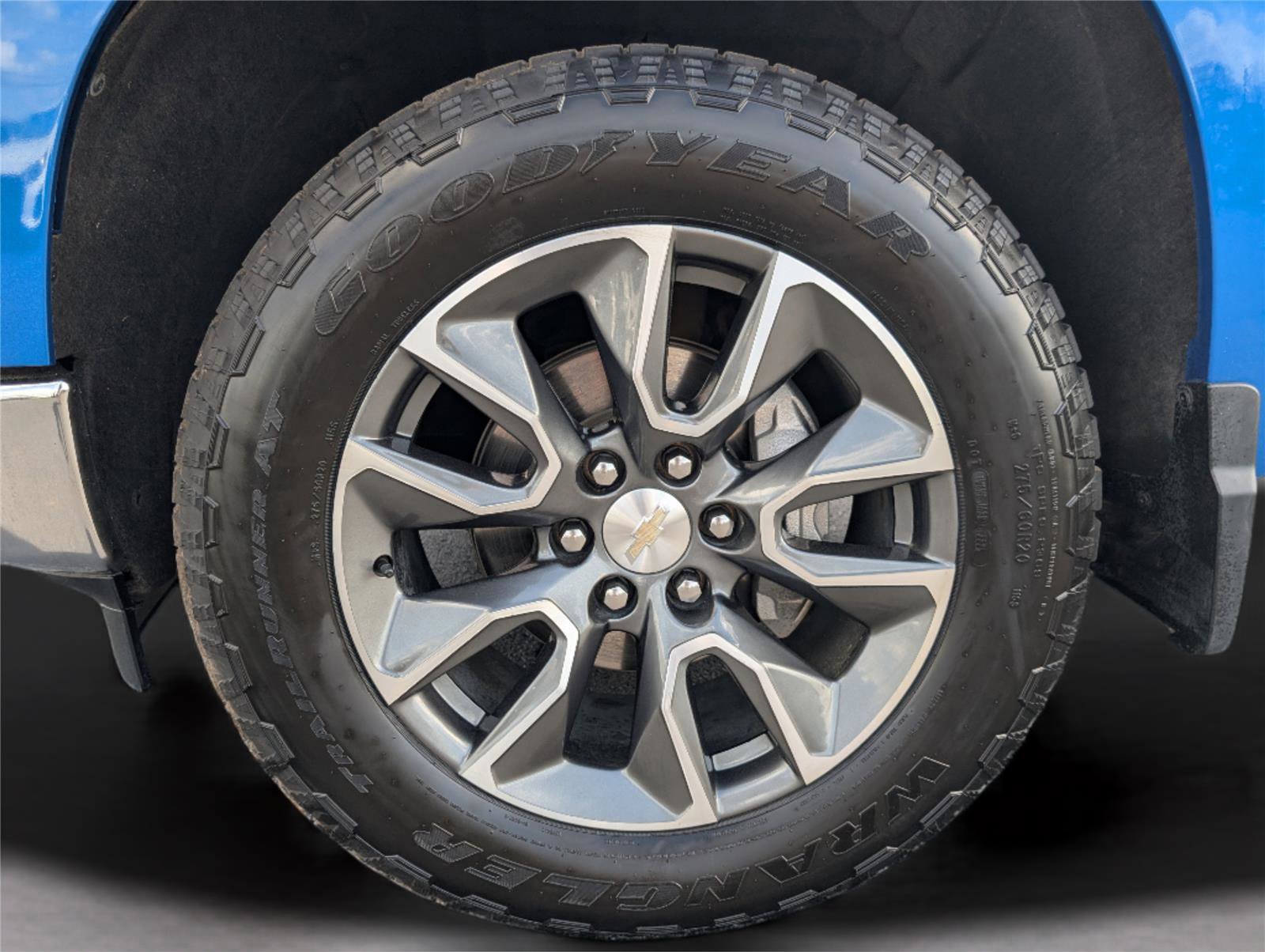 Used 2023 Chevrolet Silverado 1500 LT image 9