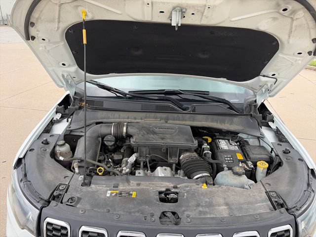 Used 2024 Jeep Compass Latitude AWD/4WD image 33