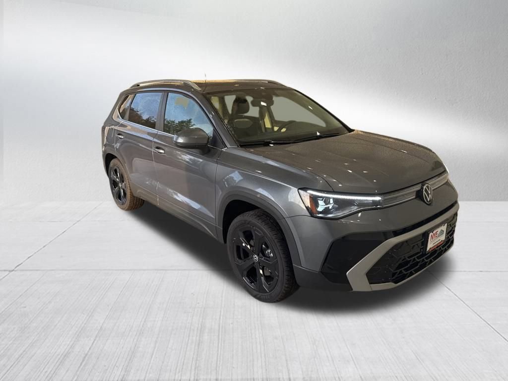 New 2025 Volkswagen Taos SEL image 7