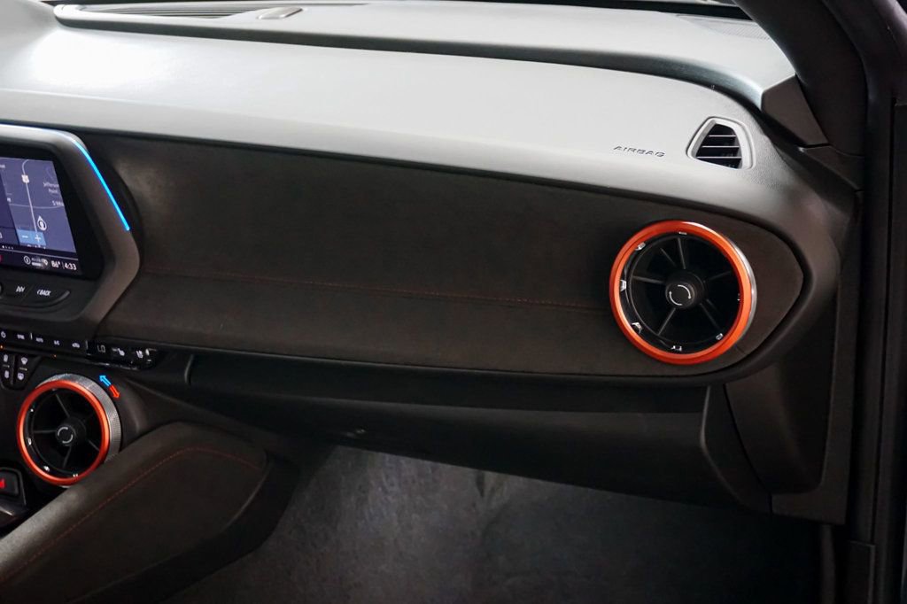 Used 2021 Chevrolet Camaro ZL1 image 39