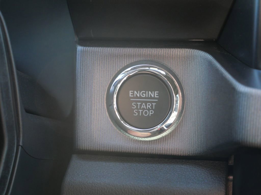 Used 2026 Ford F450 Platinum w/ FX4 Off-Road Package image 23