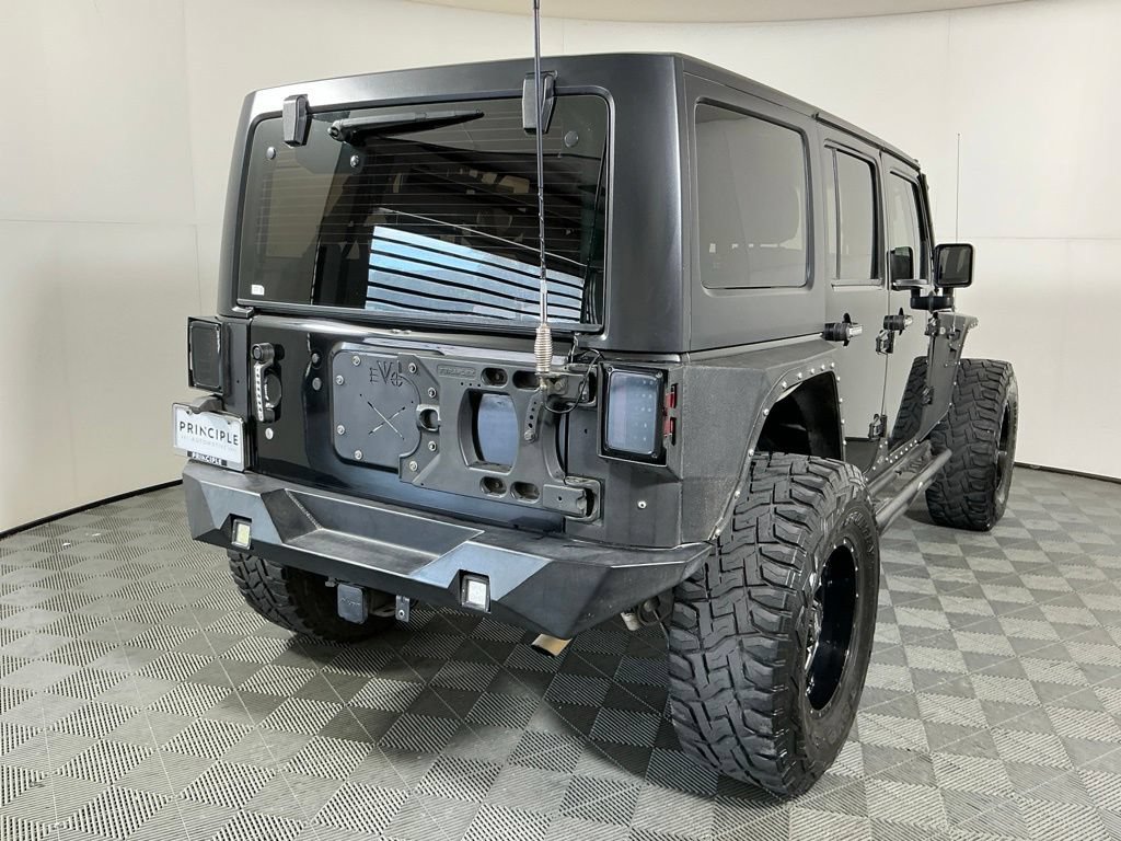 Used 2015 Jeep Wrangler Unlimited Sport w/ Connectivity Group AWD/4WD image 5
