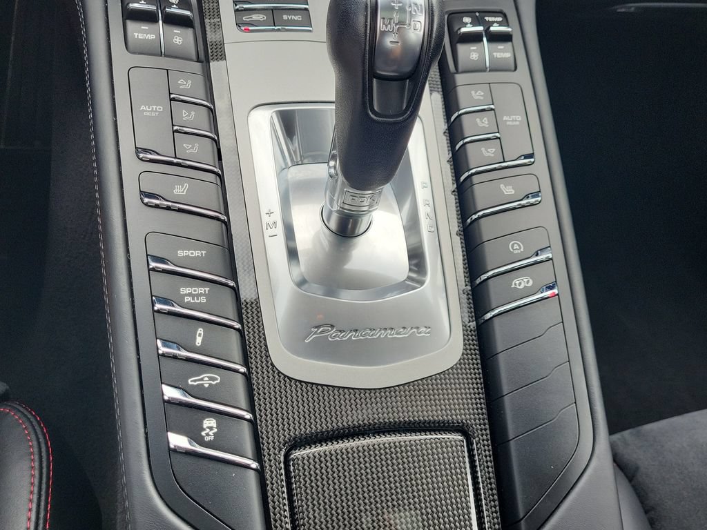 Used 2016 Porsche Panamera GTS AWD/4WD image 32