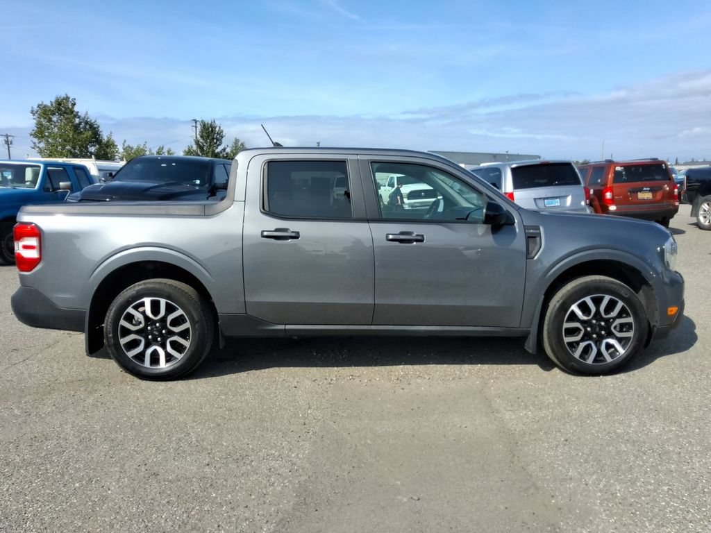 Used 2024 Ford Maverick Lariat AWD/4WD image 9