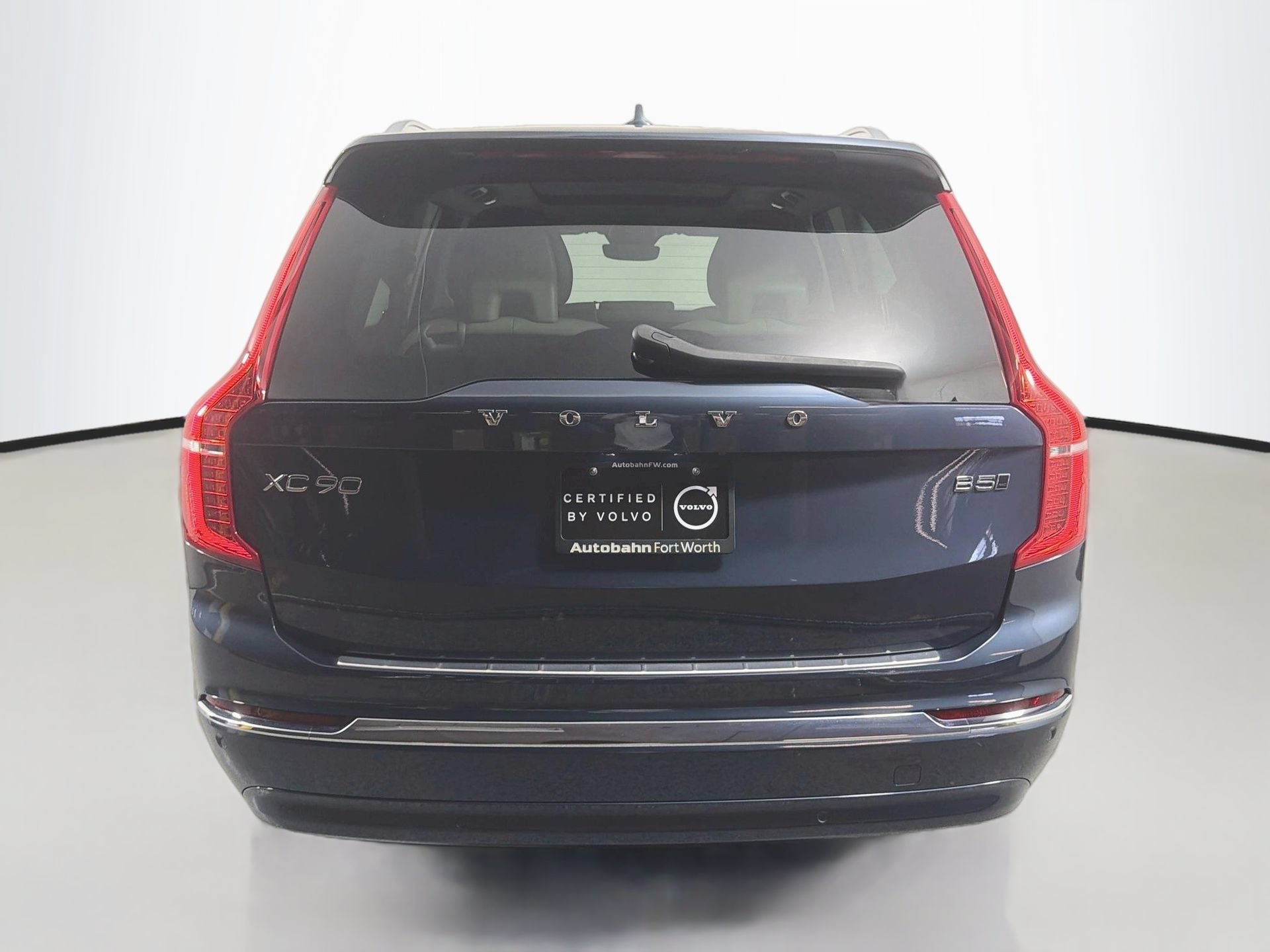 Certified 2025 Volvo XC90 B5 Core w/ Protection Package Premier AWD/4WD image 7
