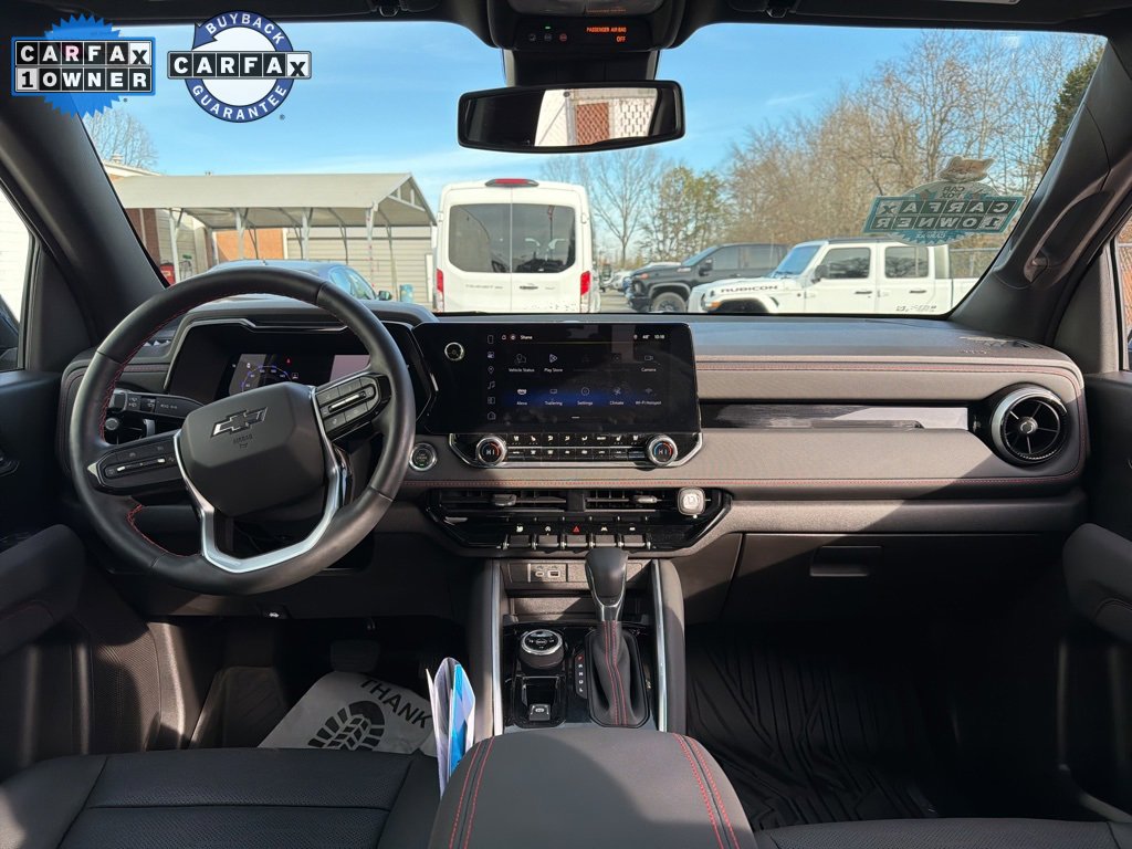 Used 2025 Chevrolet Colorado Z71 w/ Technology Package image 21