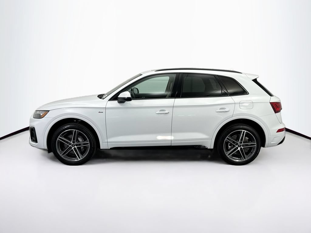 Used 2023 Audi Q5 e Premium Plus w/ Premium Plus Package AWD/4WD image 8