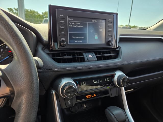 Used 2019 Toyota RAV4 XLE w/ Carpet Mat Package AWD/4WD image 23