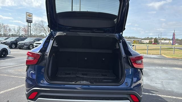 Used 2024 Chevrolet Trax LT image 10